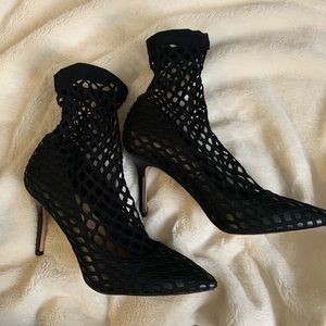 New Mesh Black Heels INC